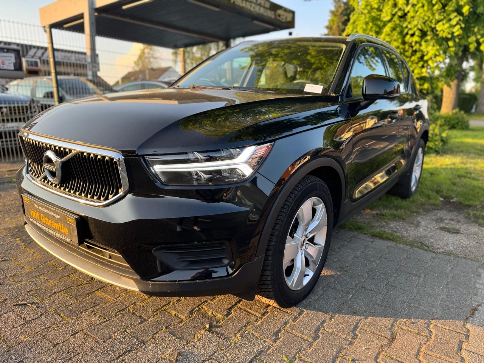 Volvo XC 40 XC40 Momentum Pro 2WD*1.Hand*