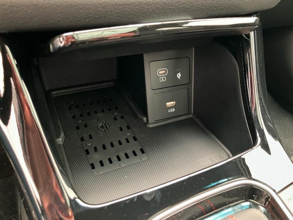 Fahrzeugabbildung Hyundai i30 Kombi 1.5 T-GDI 7-DCT N-Line