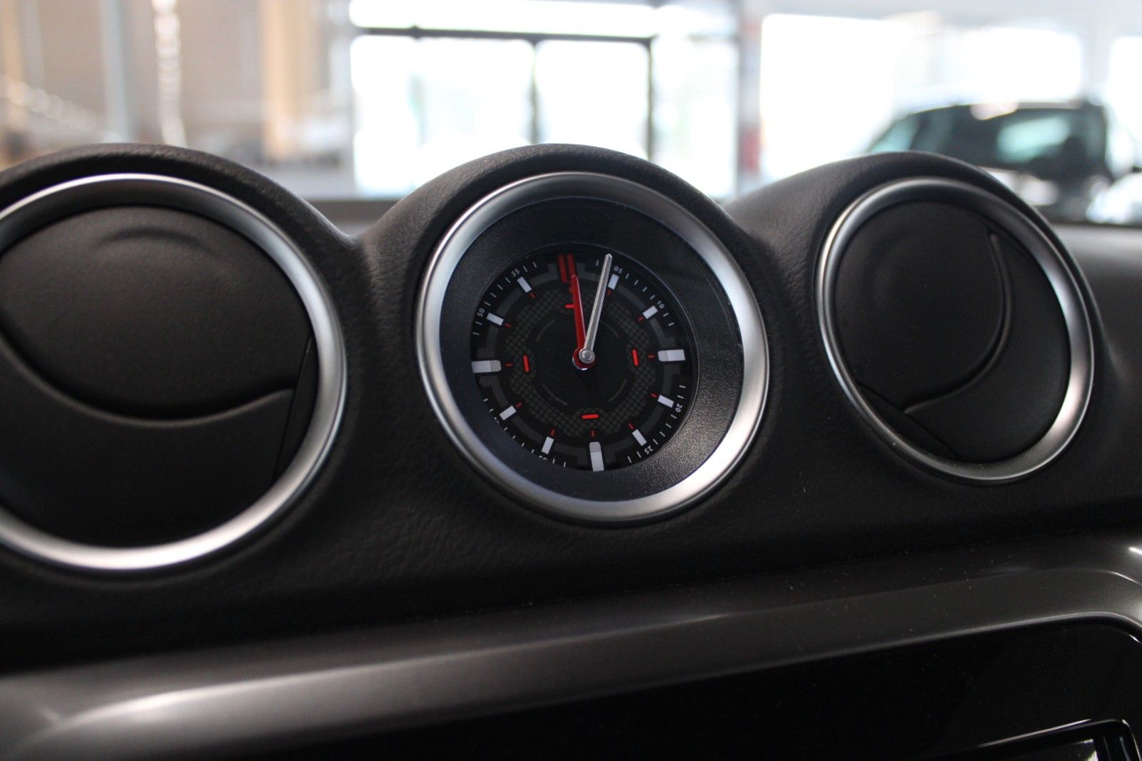 Fahrzeugabbildung Suzuki Vitara 1.4 Hybrid Comfort LED ACC SHZ PDC uvm.