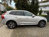 Volvo XC60 T6 Plug-in Hybrid AWD Core Auto Core - Volvo XC60 Core mit Hybrid-Antrieb (Benzin/Elektro)
