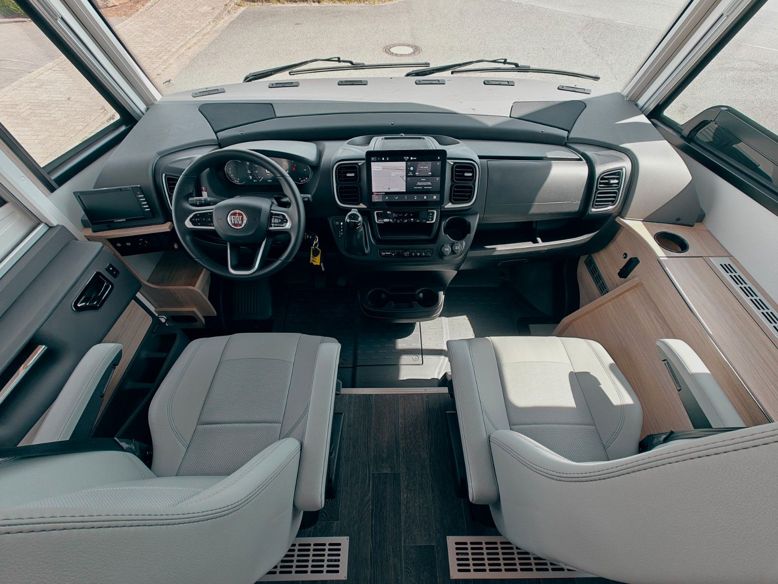 Fahrzeugabbildung Frankia TITAN I - 840 GD 5.5T - NEU! MODELL 2025 - SALE