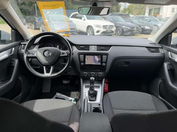 Skoda Octavia - 7