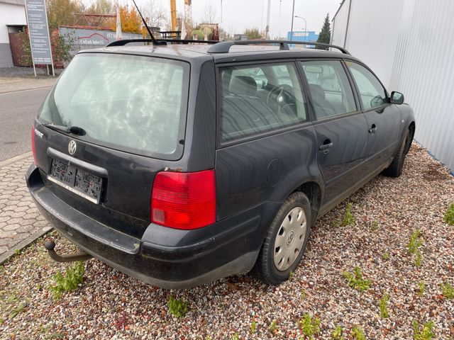 Volkswagen Passat Variant 2.5 V6 TDI Trendline Variant ...