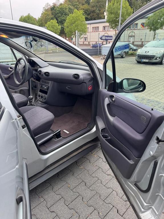 Mercedes-Benz A 160