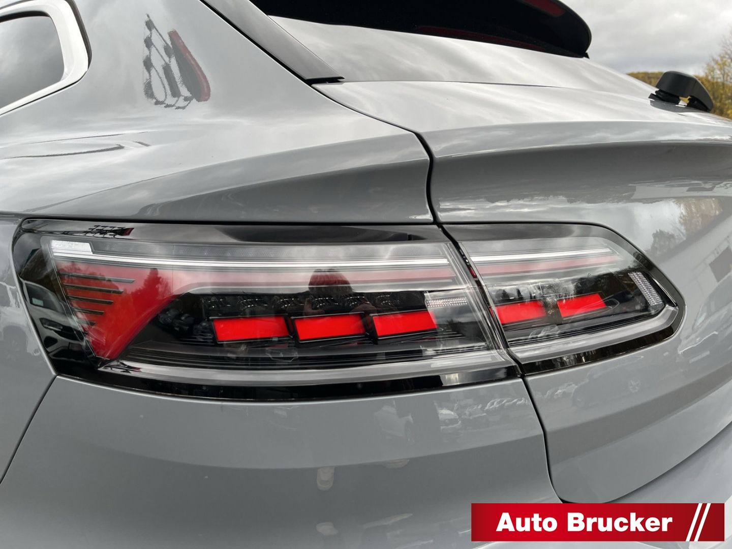 Volkswagen Arteon SB R 4Motion DSG Navi LED Pano 3-Zonen-Kl foto 20