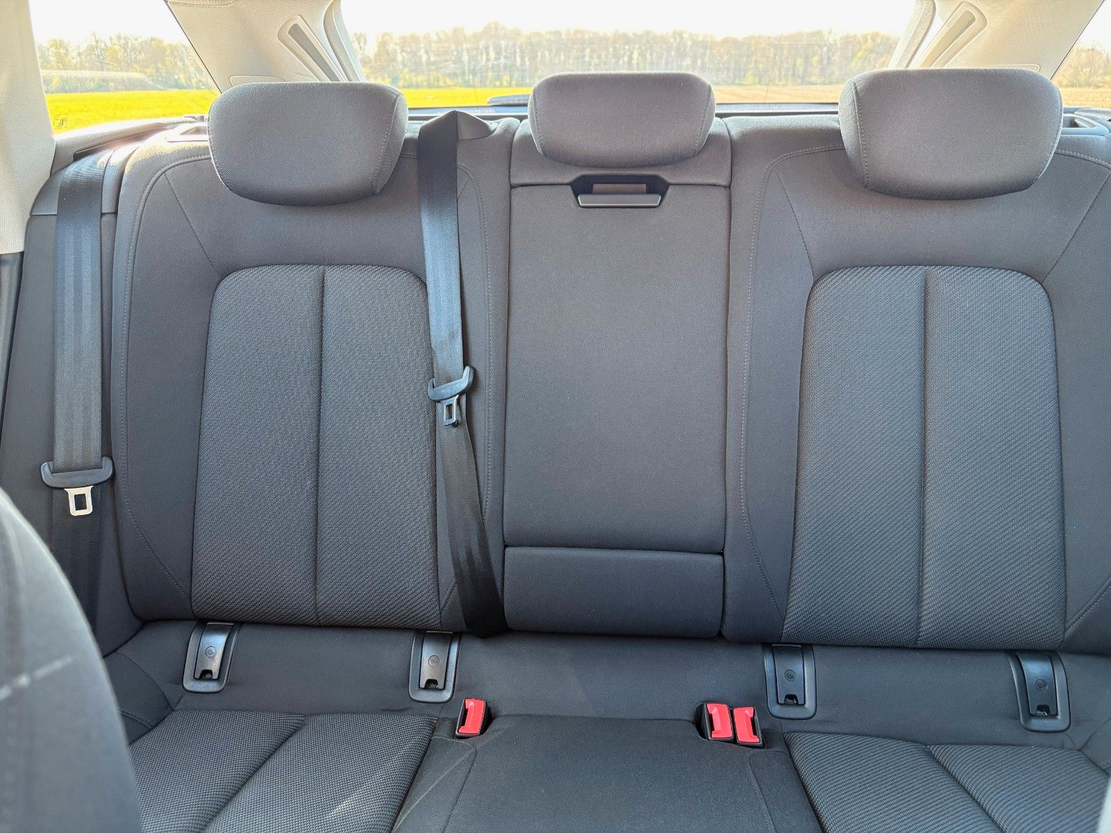 Fahrzeugabbildung Audi A6 Avant 45 TFSI quattro Aut. Navi LED Pano AHK