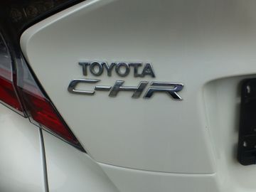 Toyota C-HR 1,8 Hybrid