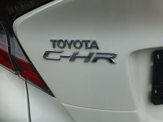 Toyota C-HR 1,8 Hybrid