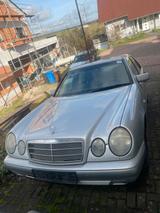 Mercedes-Benz Mercedes Benz E 220 Diesel Oldtimer - gebrauchte Mercedes-Benz E 220 aus dem Jahr 1996