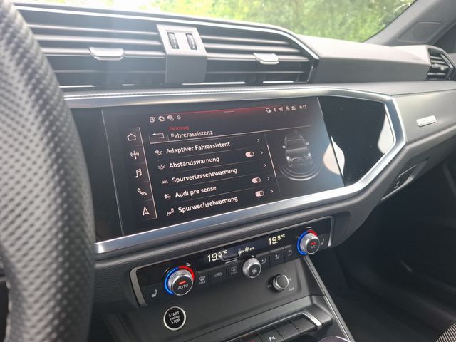 Q3 35 TFSI 110KW 150PS S line, LED, Navigation