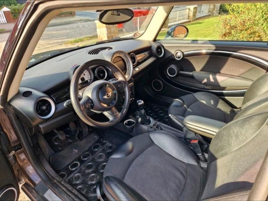 MINI Cooper D