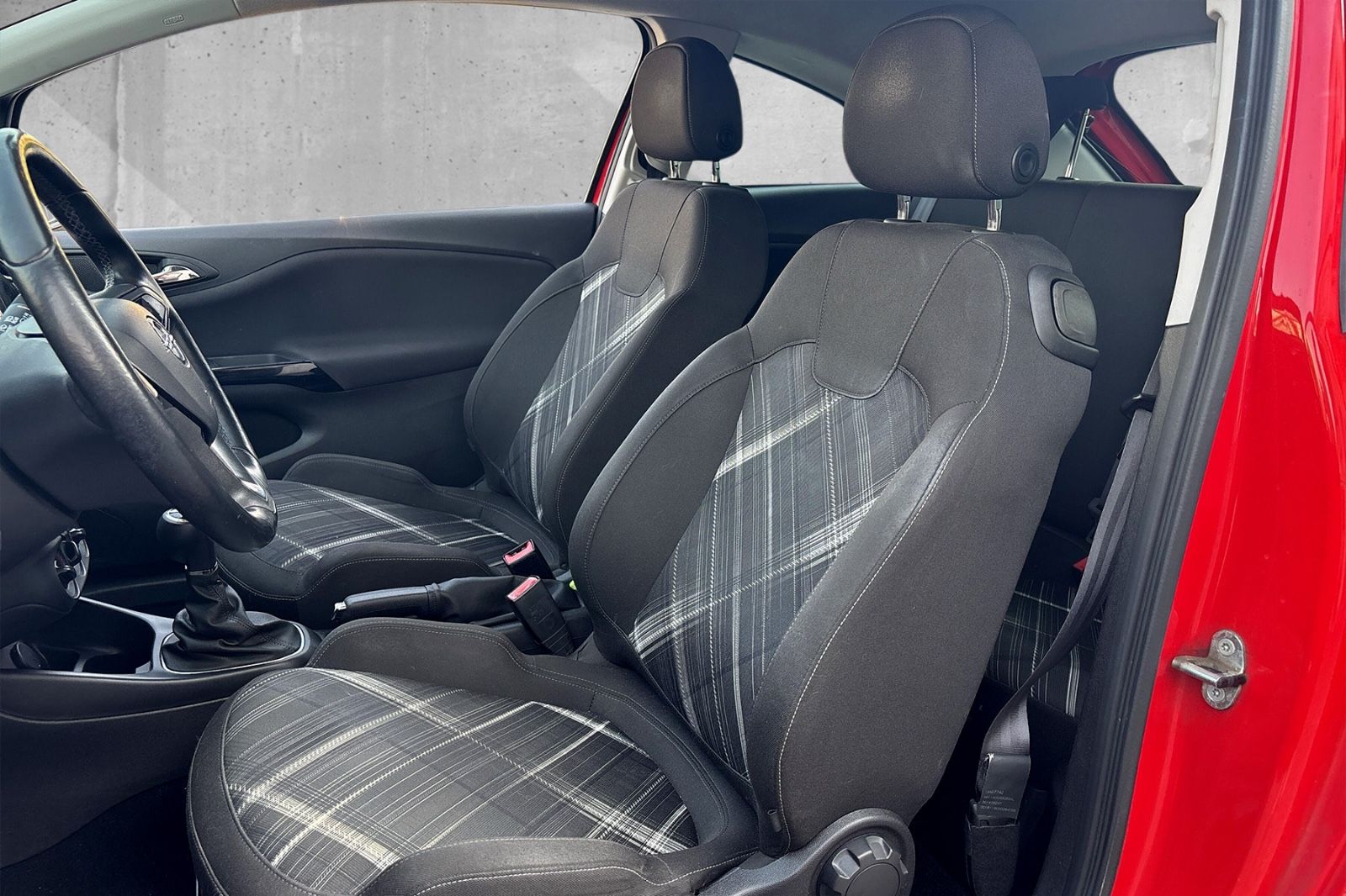 Fahrzeugabbildung Opel Corsa E 1.3CDTI Color ecoFlex *SzHzg*Lenkrradhzg