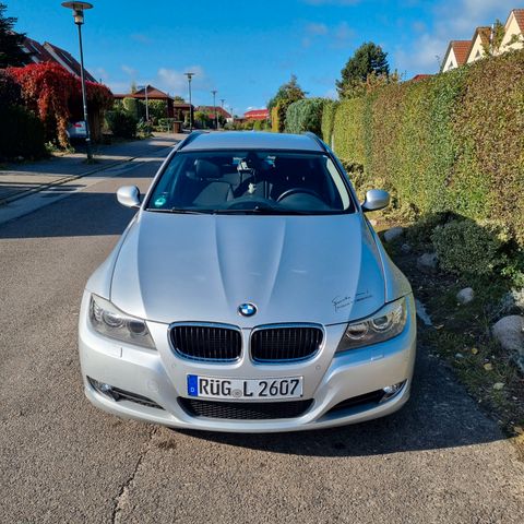 BMW 320d EfficientDynamics Edition Touring Effic...