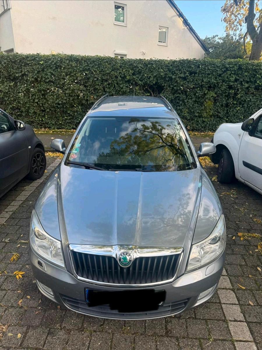 Skoda Octavia 2013 — engine 122 HP (90kW)