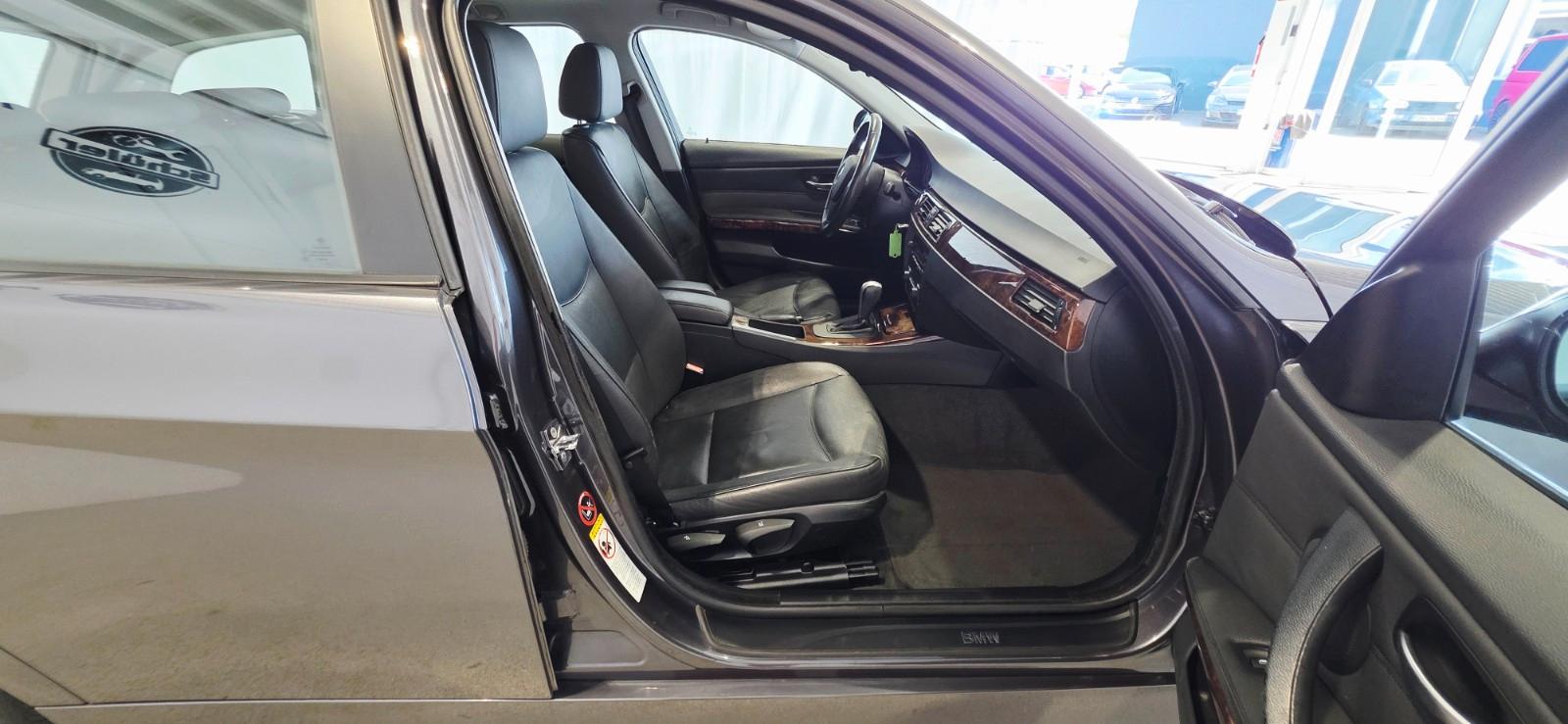 BMW 320 2006 — photo 19