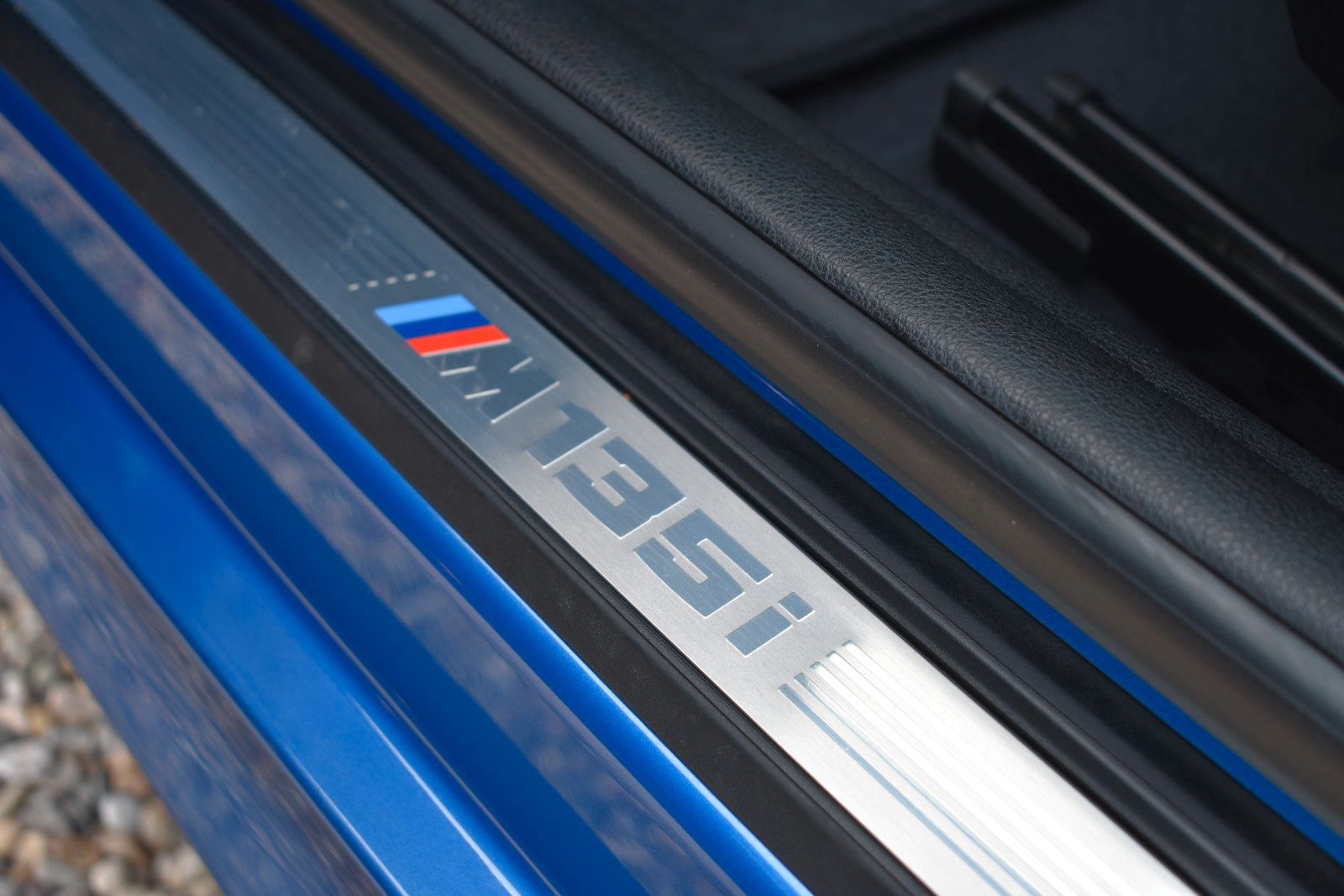 Fahrzeugabbildung BMW BMW M135i xDrive H&K 19 Zoll Navi Prof