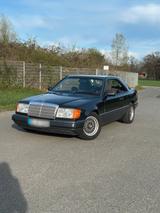 Mercedes-Benz Mercedes w124 300 ce Coupé - Mercedes-Benz 300: W124 Ce