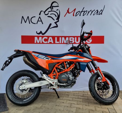 KTM 690 SMC R 2024 Modell inkl. Remus Slip-on