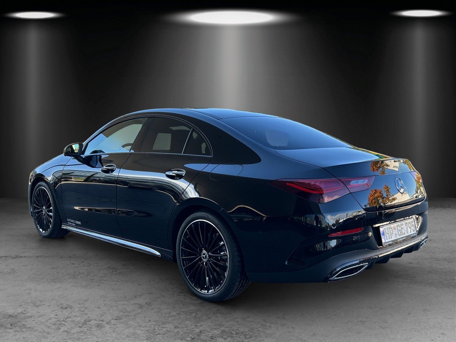 Fahrzeugabbildung Mercedes-Benz CLA 220d Coupé AMG Distro PANO Burme Multibeam