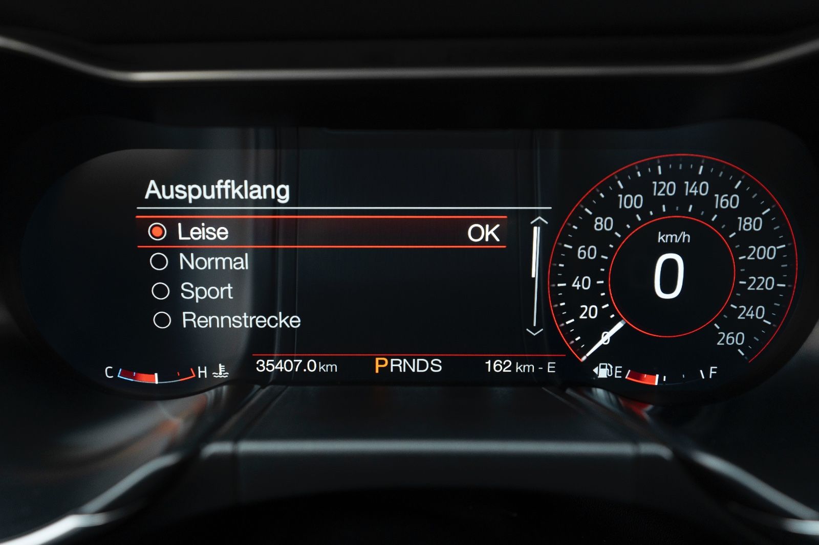 Fahrzeugabbildung Ford Mustang GT 5.0L KAM LED TOTW SHZ/K AUTO LEDER