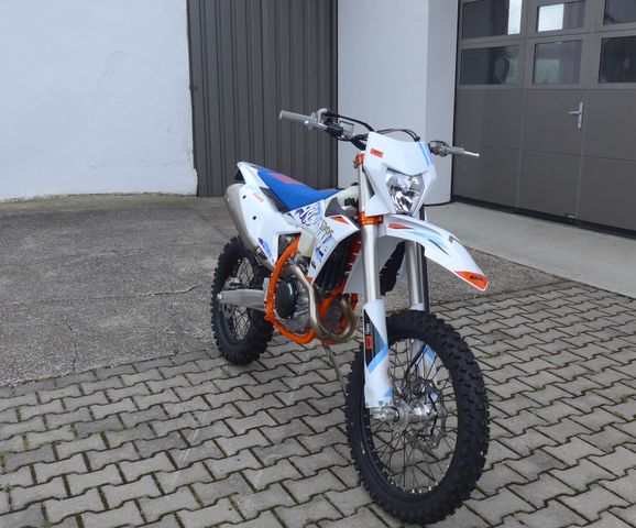 KTM 450 EXC-F Six Days 2024, offene Leistung