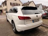 Volkswagen Touareg 3.0 V6 TDI 210kW 4MOTION Tiptronic - - VW Touareg Gebrauchtwagen in Stuttgart