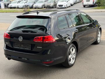 Volkswagen Golf - 4