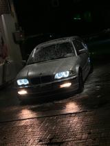 BMW E46 Touring 320i - BMW 320 aus 2001: Kombi, 320i