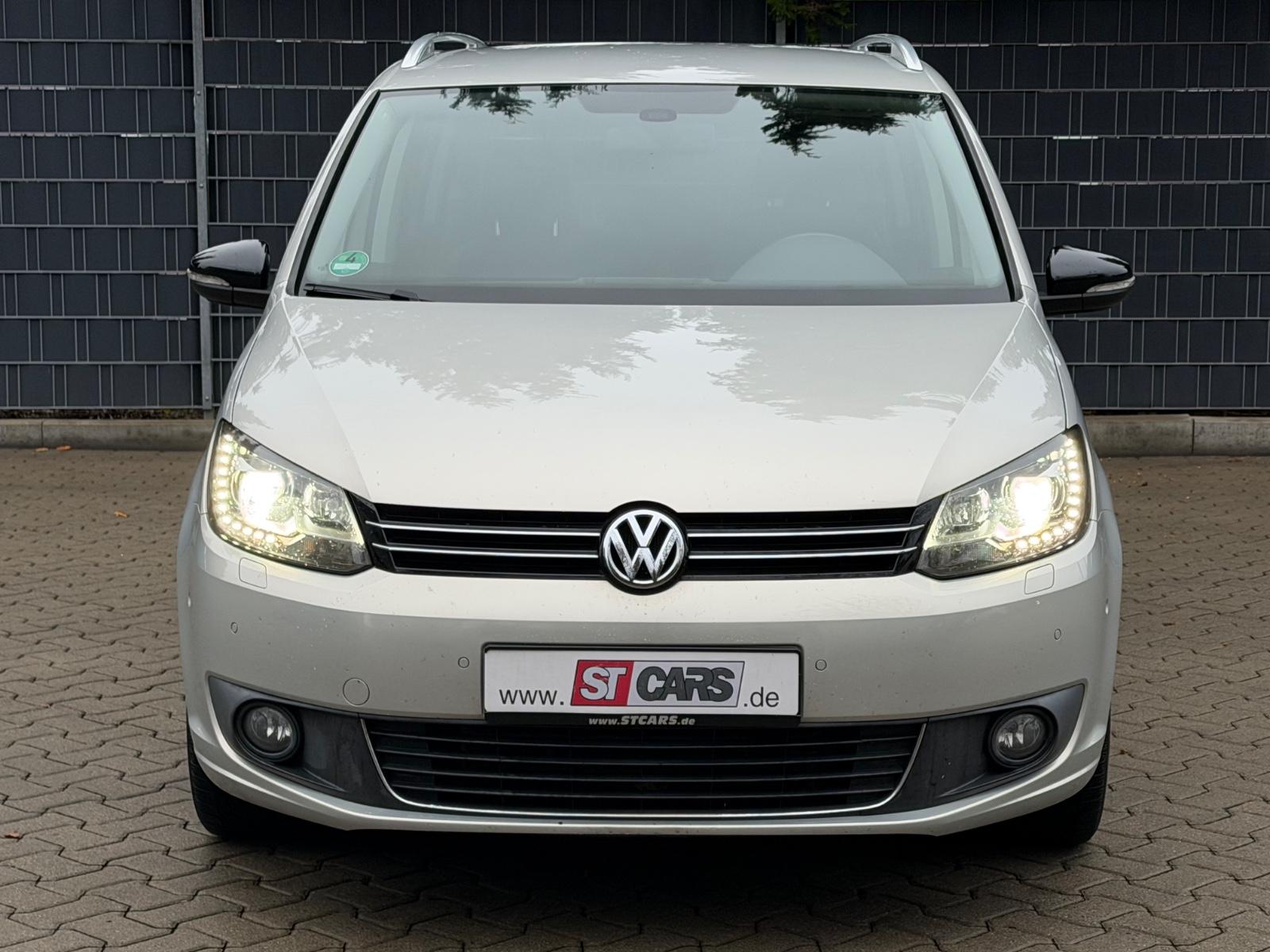 Volkswagen Touran Style TDi BMT AHK XENON