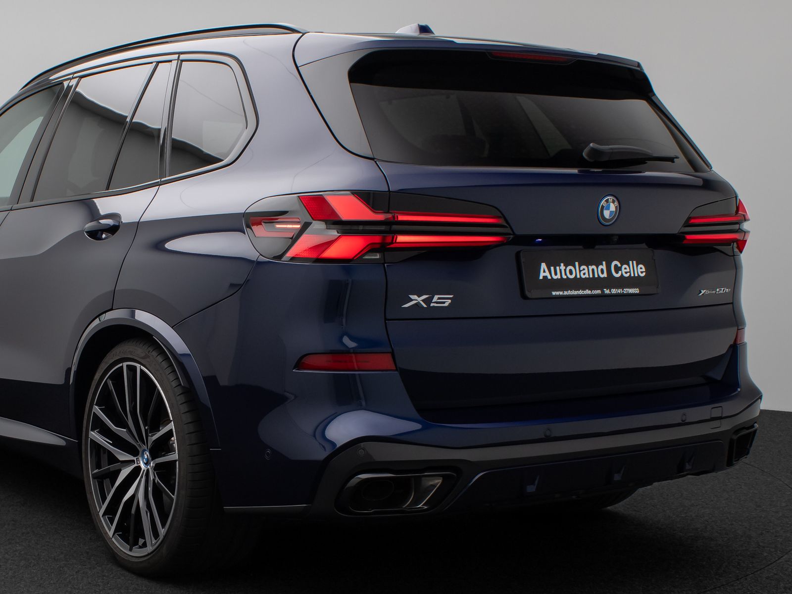 Fahrzeugabbildung BMW X5 xD50e M Sport 360°H/K Panorama Individual 22"