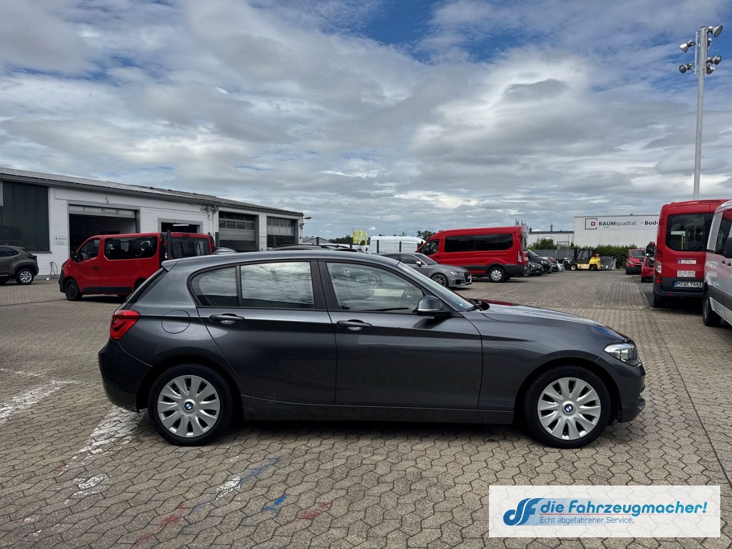 Fahrzeugabbildung BMW 116 d Advantage Navi ACC Mehrzonenklima Fahrerpr