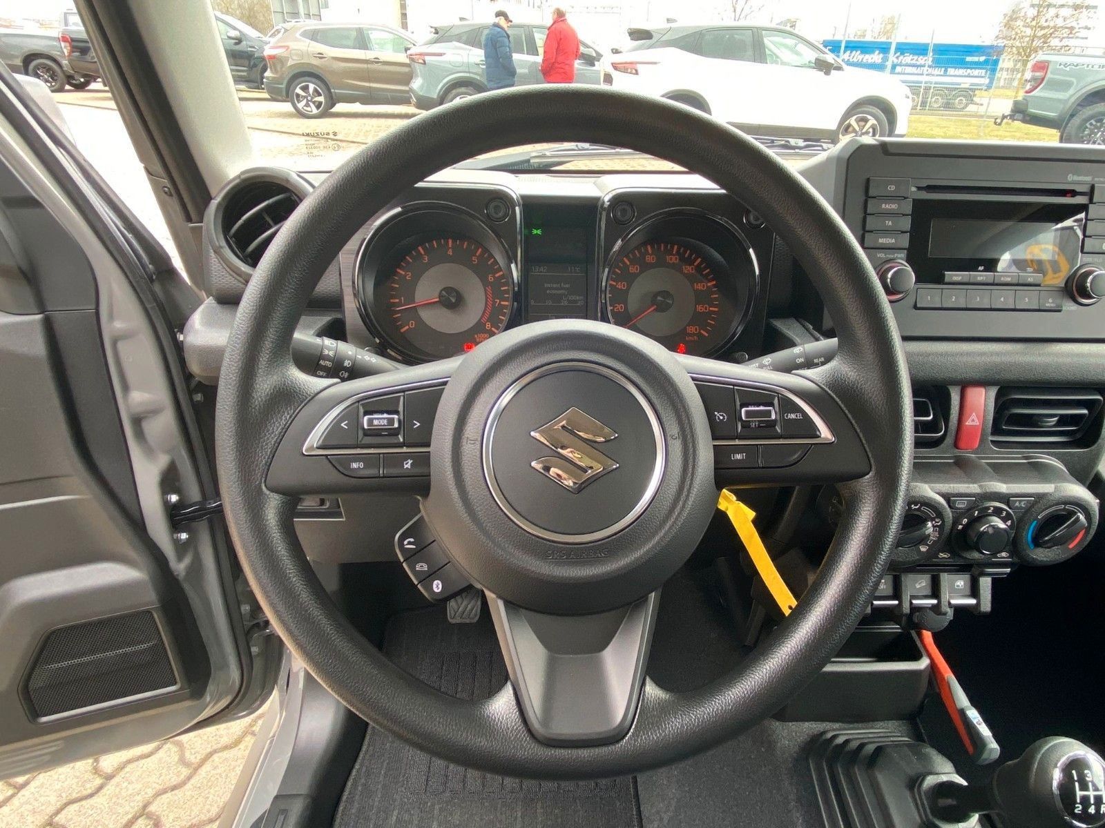 Fahrzeugabbildung Suzuki Jimny 1.5 4WD Allgrip KLIMA+SHZ+TEMPOM.+AHK