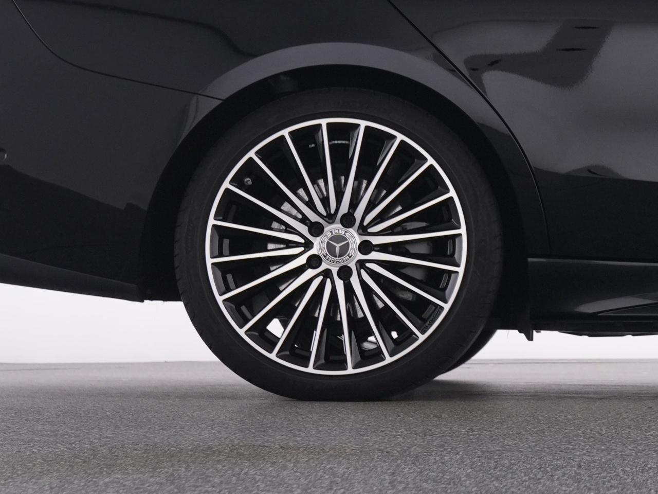 Mercedes-Benz C 220 d T AMG+MBUX+Pano+Burm+19''+DLIGHT+AHK+360