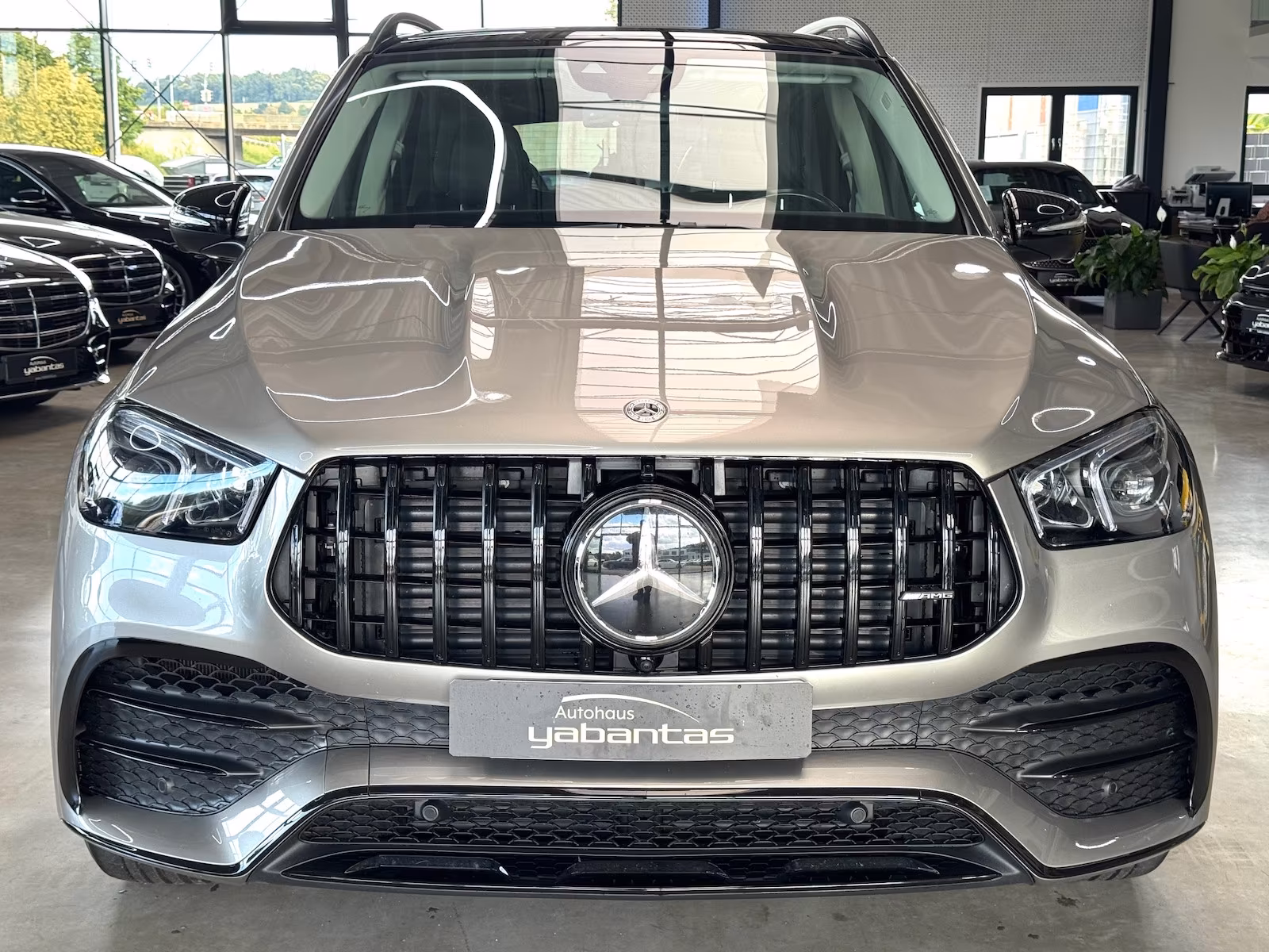 Mercedes-Benz GLE 400 d 4M AMG Night DISTRONIC+ Pano 360° AHK 