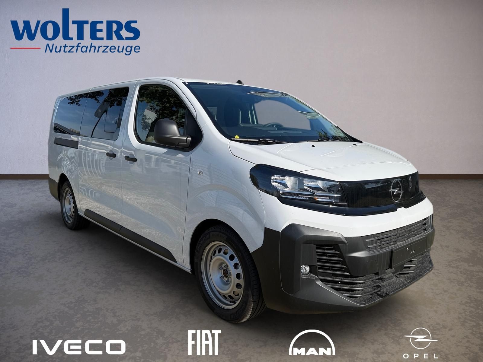 Fahrzeugabbildung Opel Vivaro Kombi XL 2.2 AT8