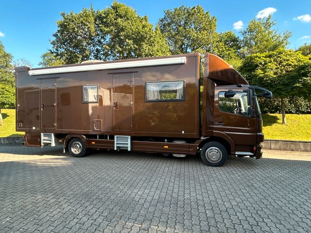 Mercedes-Benz 822L, Wohnmobil, 2, Schlafzimmer