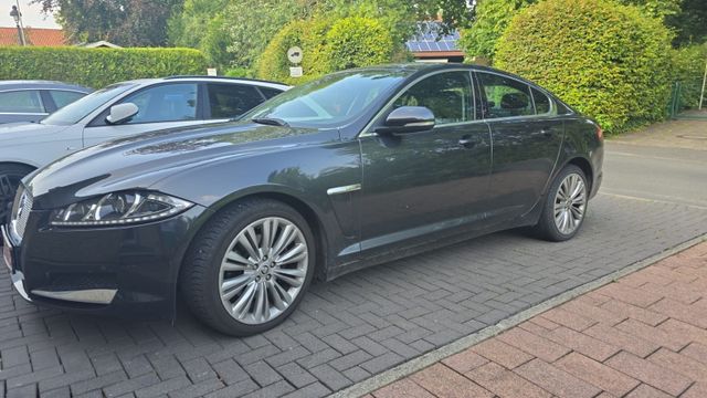 Jaguar XF 2.2 Diesel Autom. Nav Leder Xenon PDC GRA