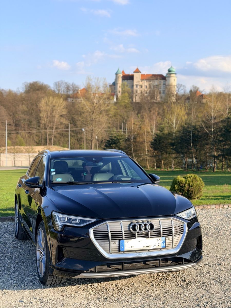 AUDI EXPORT 21,3k EUR e-tron 55 quattro S line FULL