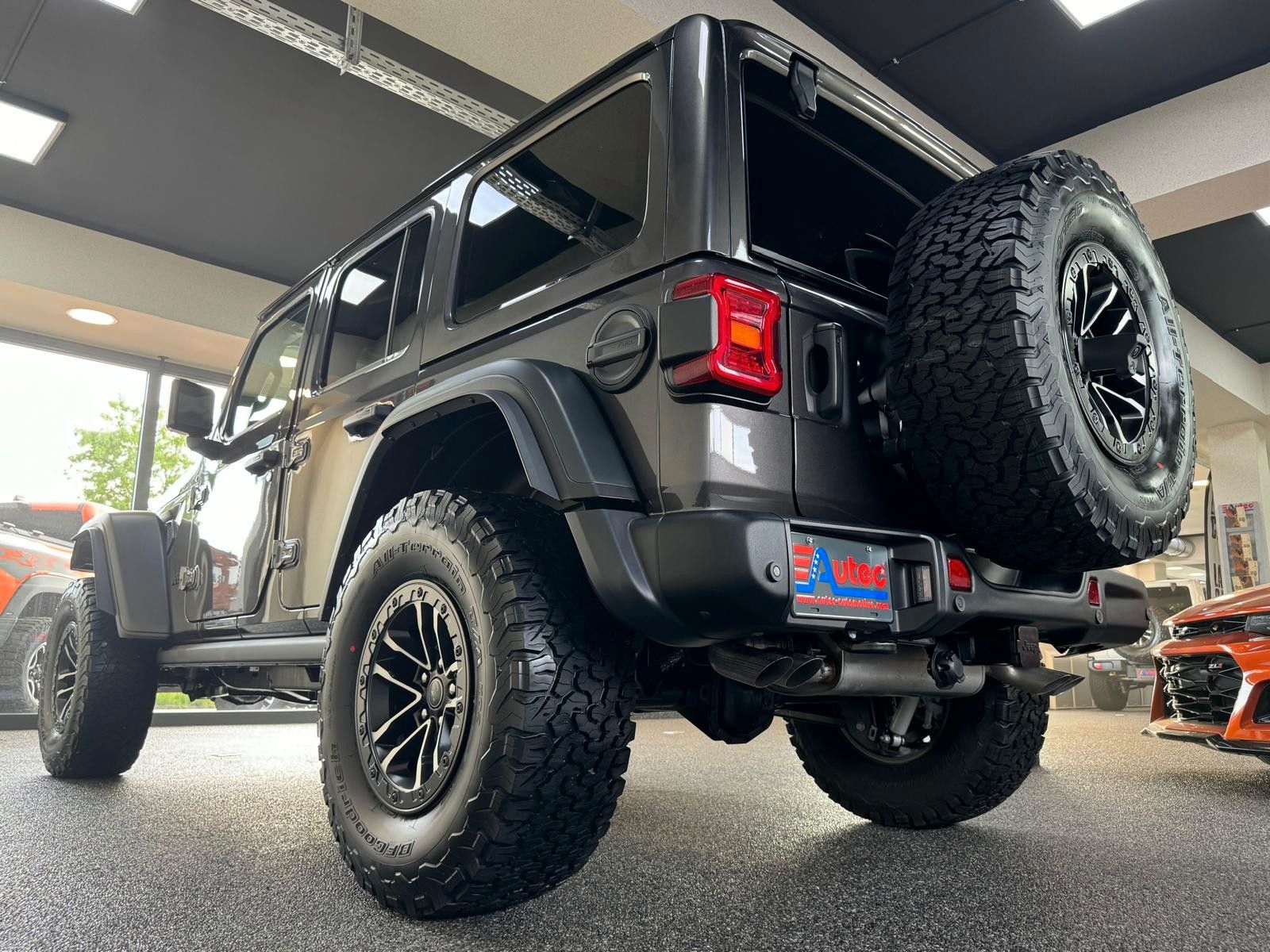 Fahrzeugabbildung Jeep 2026 MOAB 392-6.4L HEMI V8-DUAL TOP