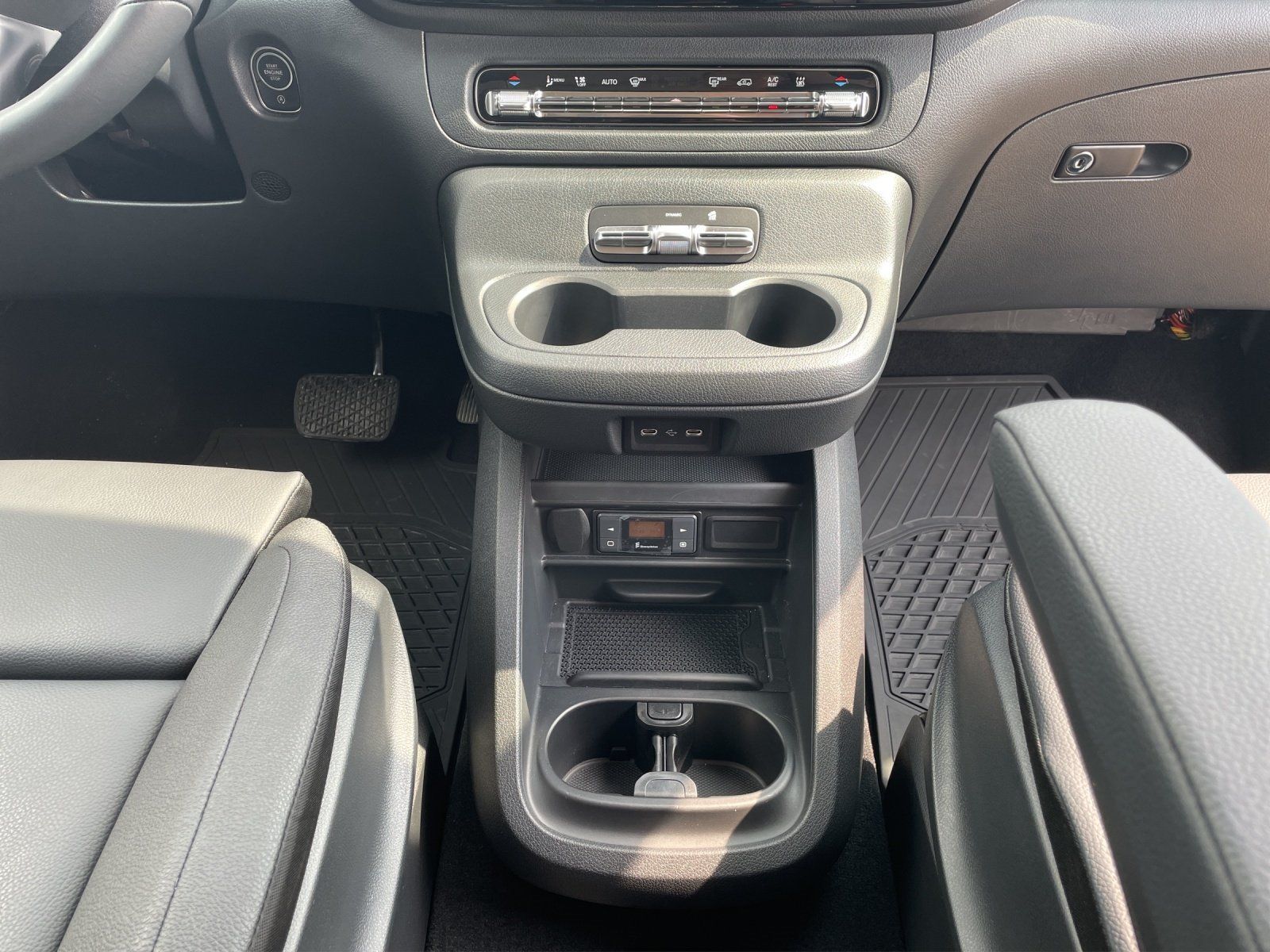 Fahrzeugabbildung Mercedes-Benz Vito 119 CDI XL 4x4 Tourer SELECT DISTRO Standhz