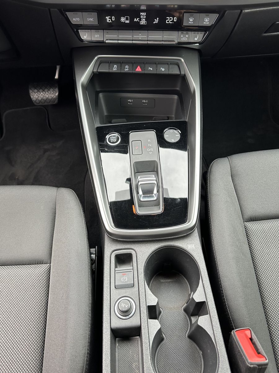 Fahrzeugabbildung Audi A3 SpB 35 TDI advanced NAV+LED+PARKLENKASSISTENT