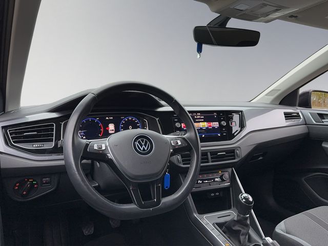 Polo 1.0 TSI Highline KLIMA PDC SHZ NAVI AID