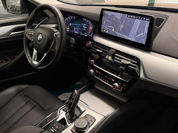 BMW 520 - 11