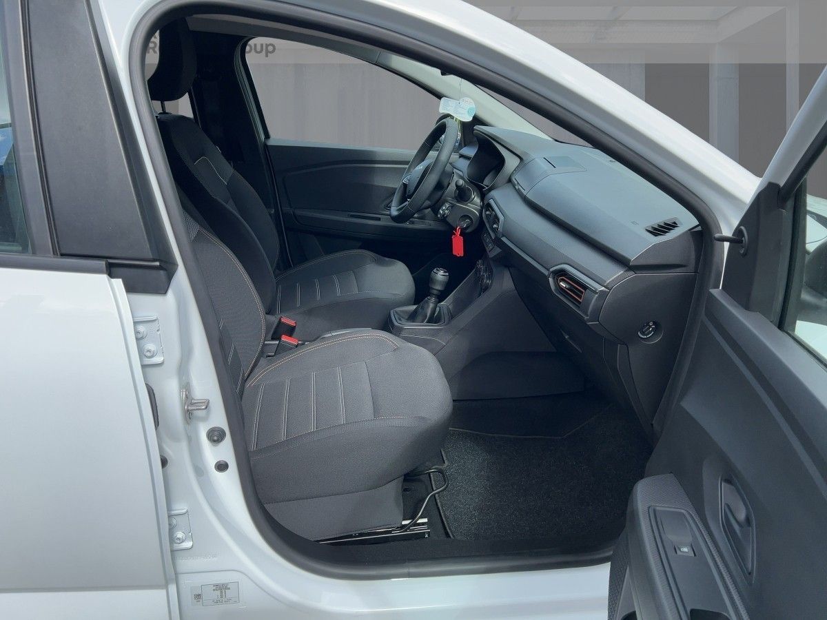 Dacia Sandero - Bild 8