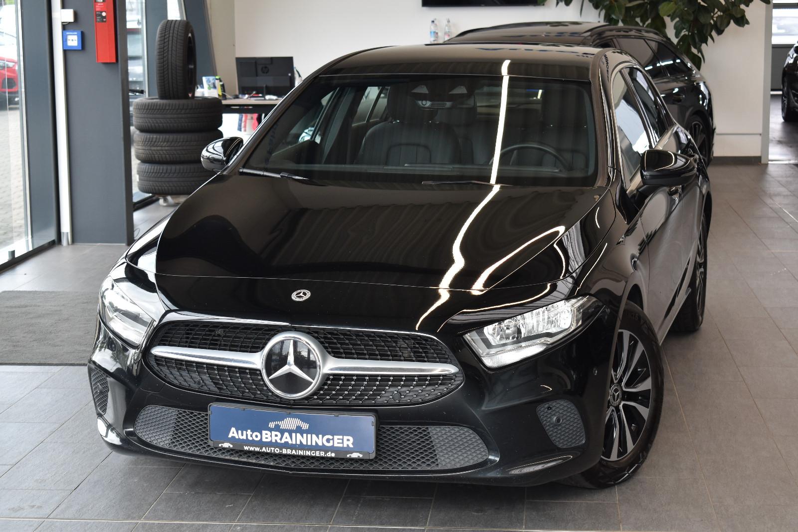 Mercedes-Benz A 200d Progressive 8G-DCT Burmester~Distron~DAB
