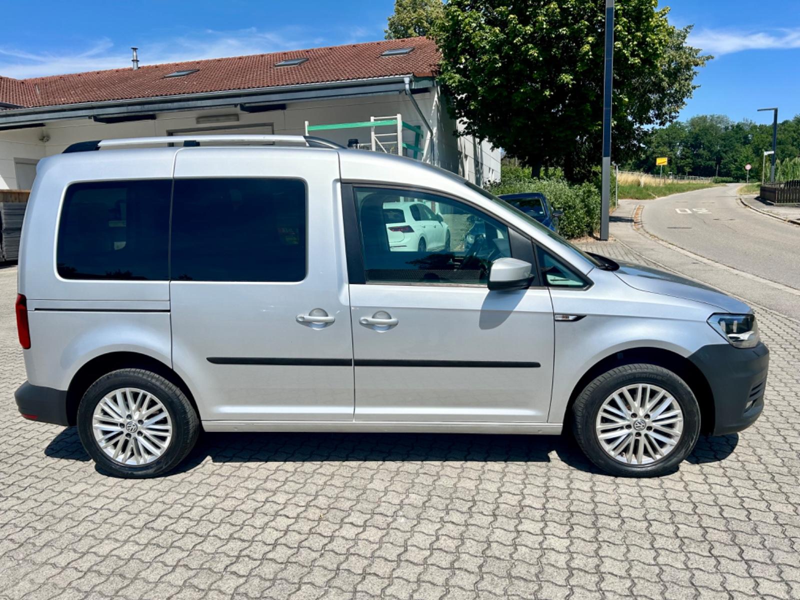 Volkswagen Caddy PKW Trendline BMT