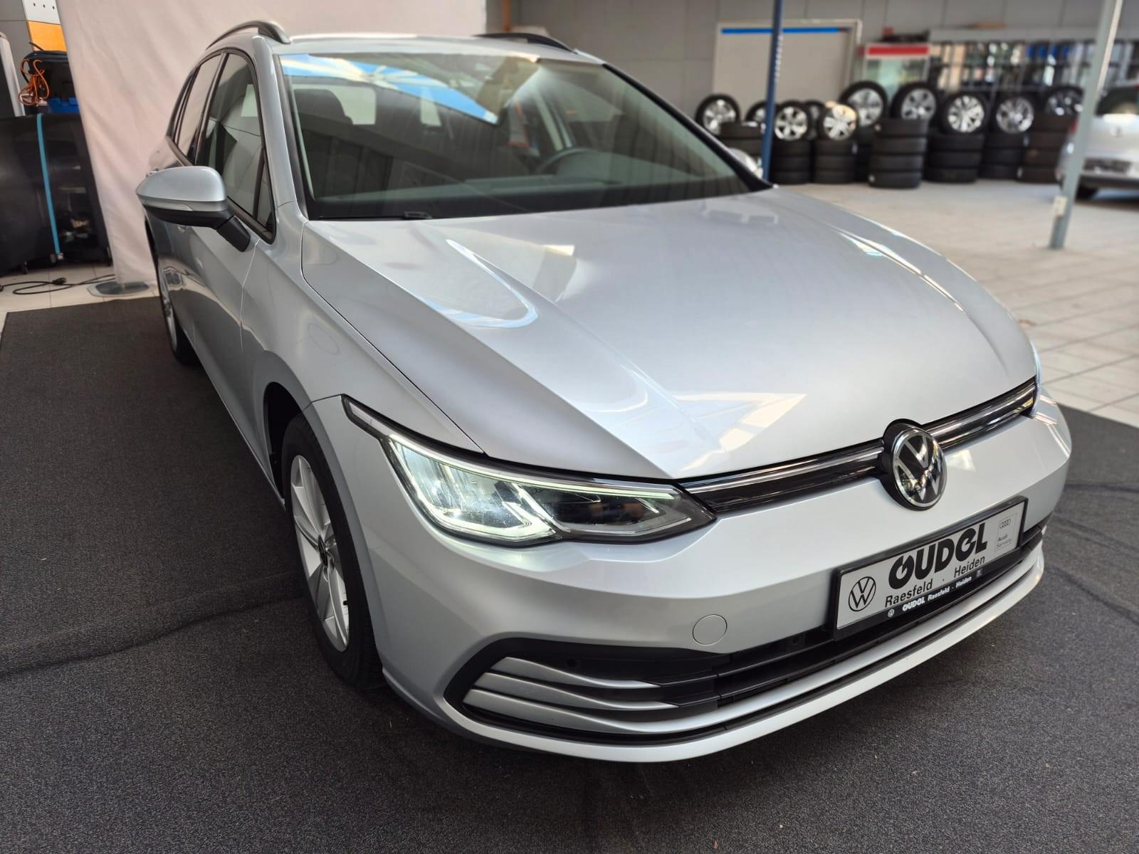 Volkswagen Golf VIII Variant Life 2.0 TDI SCR AppC. ACC, миниатюра 3