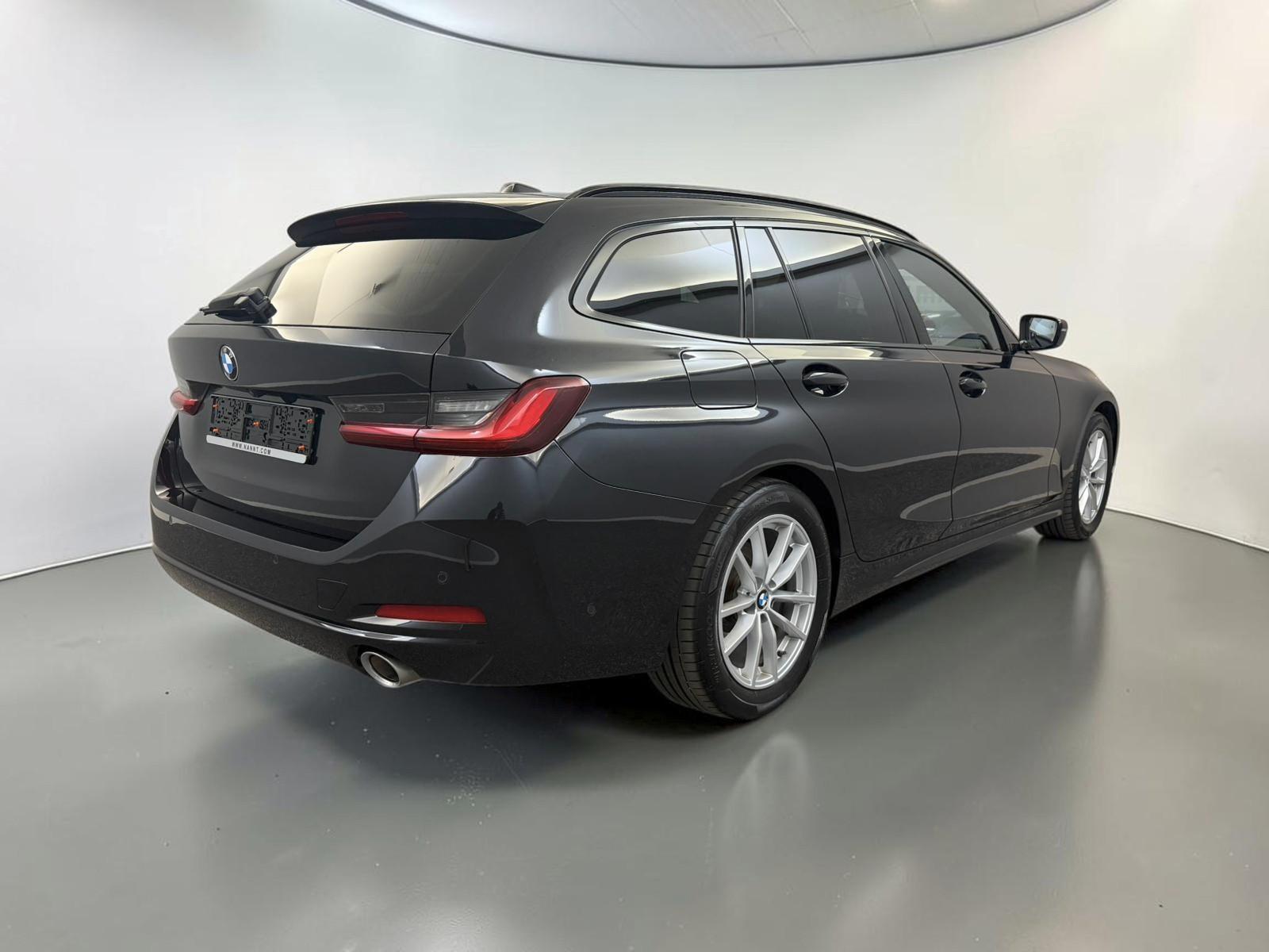 BMW 318d T PANO*ACC*SPORTSITZE*ADAPTIV LED*RÜCKKAM