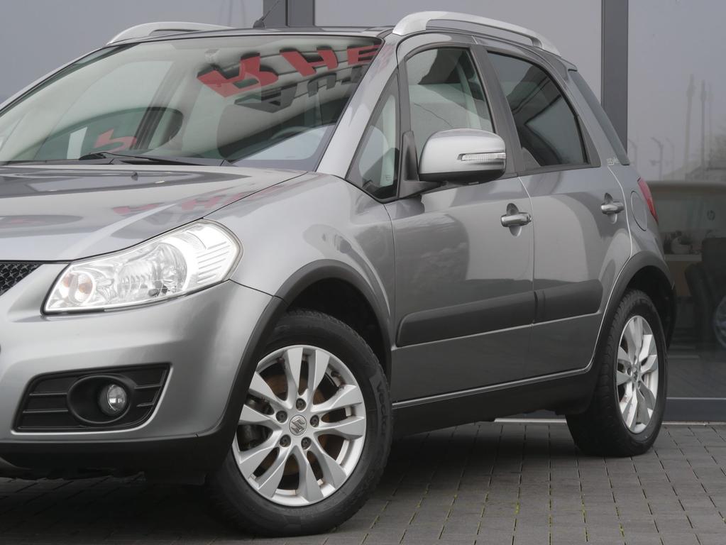 Suzuki SX4