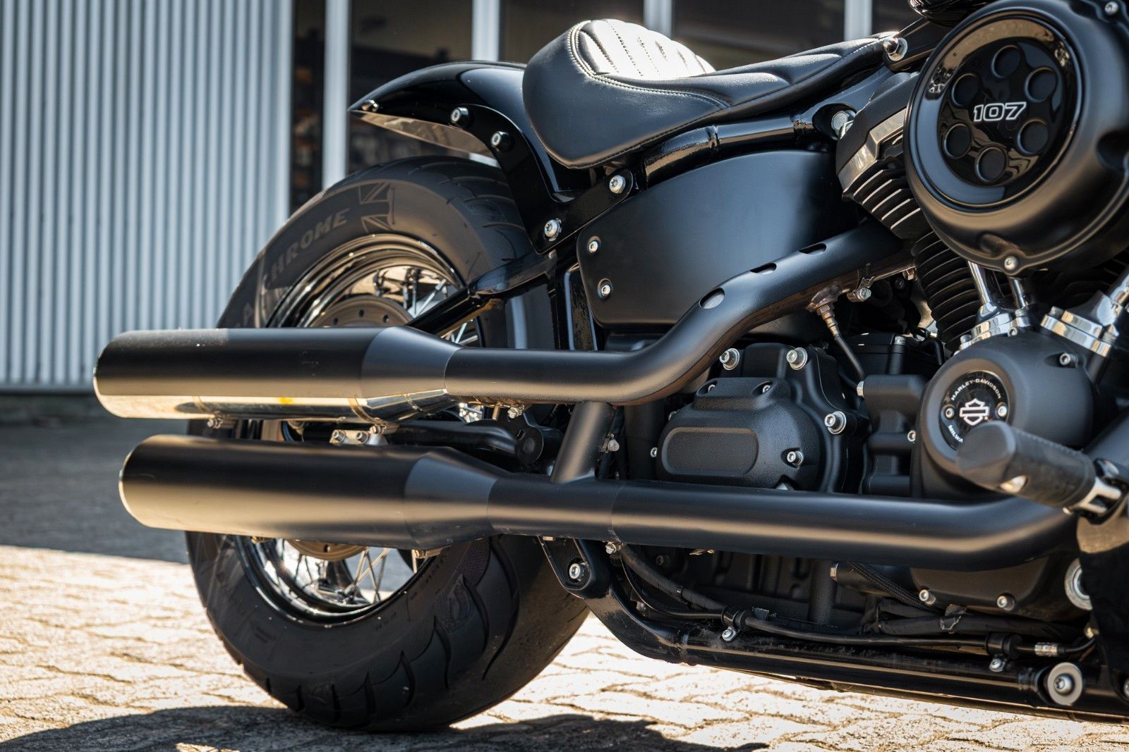Fahrzeugabbildung Harley-Davidson STREET BOB FXBB - Heckumbau 200er Hinterreifen